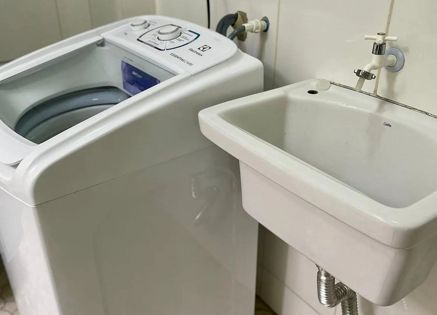بيت للعطل Casa 02 Suites, 15Km Beto Carrero E 700M Da Praia - Estacionamento - Area De Lazer Privativa Com Churrasqueira - Wi-Fi E Cozinha Completa Piçarras